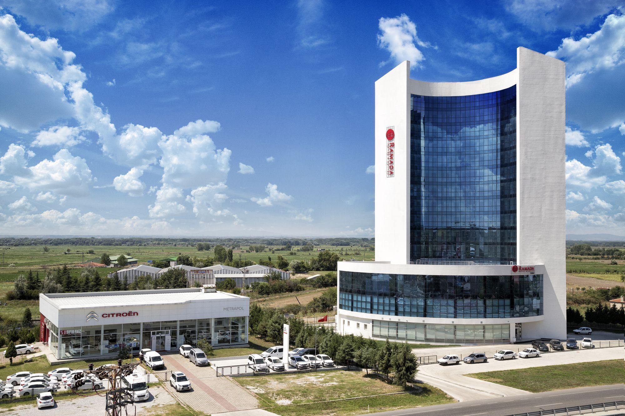 Ramada Hotel By Wyndham Эдирне Экстерьер фото